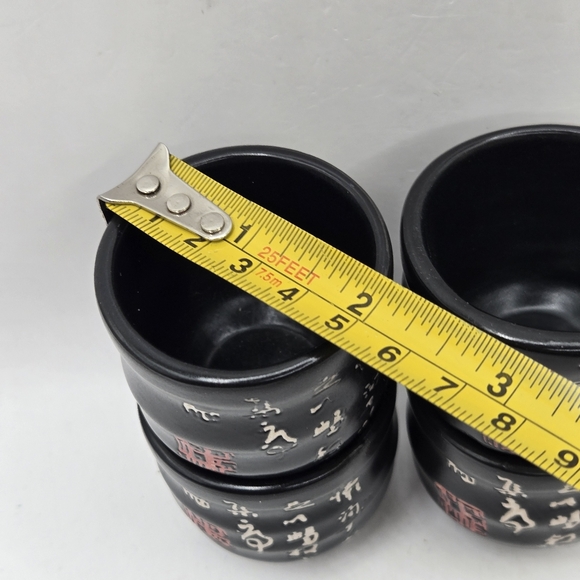 Tougei Japanese Sake Set 6 Piece Decorative Calligraphy - Black and White & Red - Picture 9 of 13